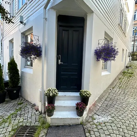 Ytre Markveien 37 *